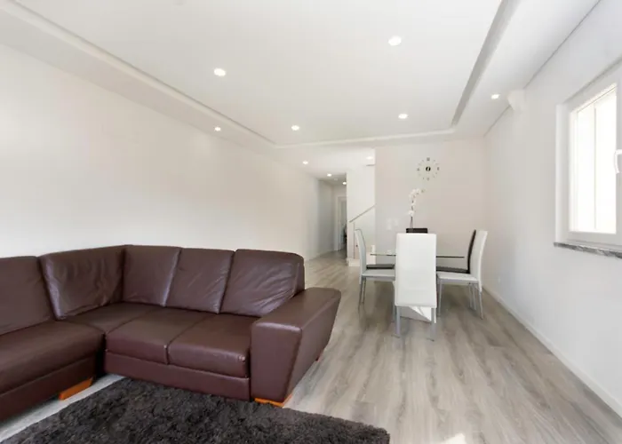 A.v Holidays Fernao Ferro