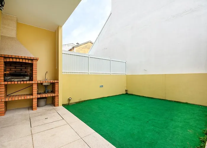 Vakantiehuis A.v Holidays Fernao Ferro